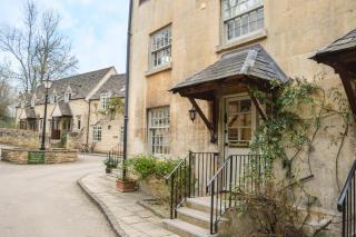 Princess Elizabeth - Winchcombe - 0