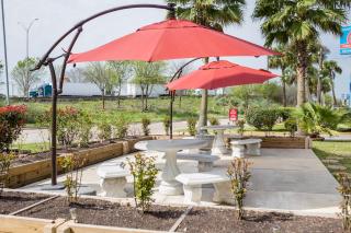 Merit Inn and Suites - Beaumont - 4