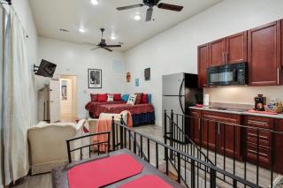 N Broad Studios - New Orleans - 6
