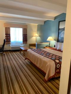 Super 8 by Wyndham Beaumont I-10 College St - Beaumont - 8