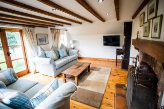 Beautiful 3 Bedroom Cottage - Picturesque Retreat - Lichfield - 4