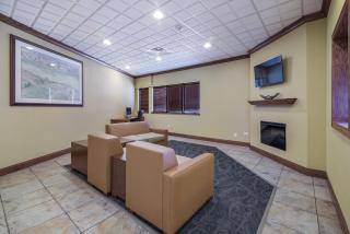 Badlands Inn & Suites - Dickinson - 3