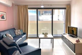 Modern Stylish Apartment - 2 Bedroom & 2 Bathroom Apartment - Spinola Bay, St Julians - St. Julian - 9