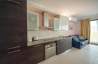 Modern Stylish Apartment - 2 Bedroom & 2 Bathroom Apartment - Spinola Bay, St Julians - St. Julian - 6