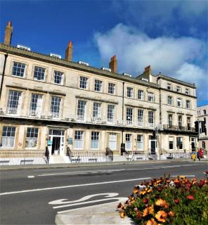 The Jubilee Hotel West- with NEWLY REFURBISHED SPA FACILITIES - GAMESPIT - AND SMOKEHOUSE - 9
