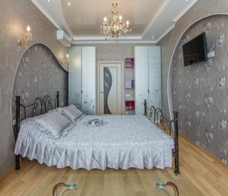 Arkadia Pearl Apartment - 2