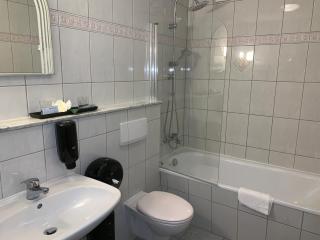 Hotel Haus Hubertus - 3