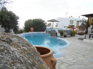 La Veranda of Mykonos Traditional Guesthouse - 1