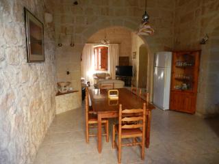 14, Triq Il Mithna - Qala - 6