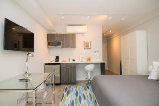 Stylish Studio in Brookline-5min train to Boston.. #2 - 5