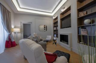 Apartments Florence - Teatro Luxury - Florence - 9