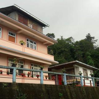 VAMOOSE SALOM NAMCHEBAZAR - Namchi - 2