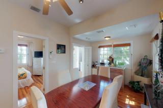 Petronia Cottage - 4