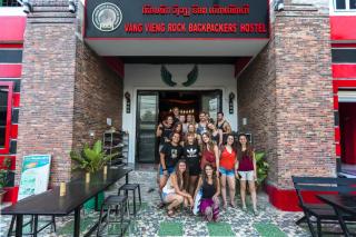 Vangvieng Rock Backpacker Rooftop Hostel - Vang Vieng - 9