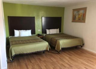 Americas Best Value Inn Visalia - Visalia - 6