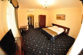 Boutique Hotel Villa P - Užhorod - 2