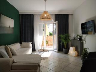 Bright Apartment steps from the Sea - Thessaloniki - 9