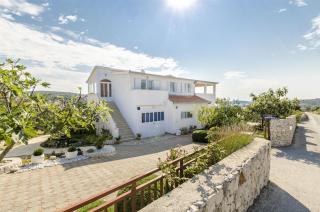 Apartments Sinisa - Sevid - 9