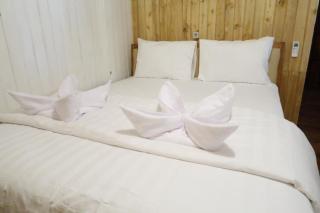 Phinisi Hostel Bira - Bira - 1