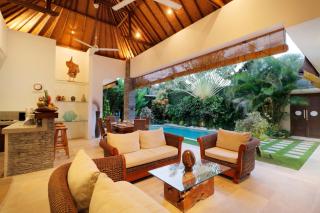 Villa Lotus by Optimum Bali Villas - Seminyak - 3