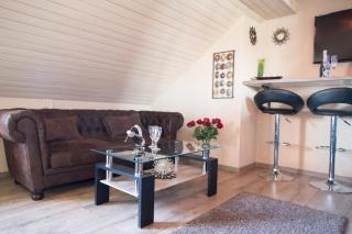 Glamour - Budapest - 9