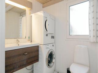 4 Bedroom Awesome Home In Saltum - Saltum - 3