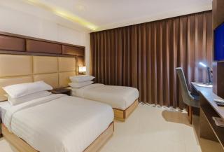 Aura One Hotel - Cochin - 7