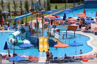 Caretta Beach Resort & WaterPark - Kalamaki - 9