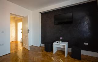 White Spacious Apartment - Sibiu - 9