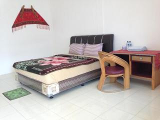 Aman's Guesthouse - Tuk Tuk - 2