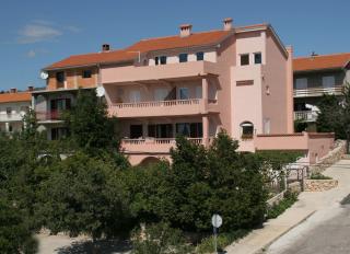 Apartments IVONA 4 - Novi Vinodolski - 0