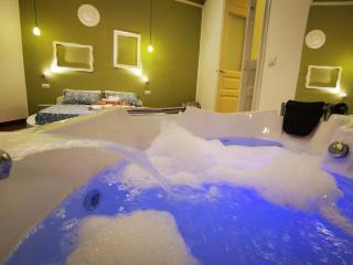 Suite Inn Centro Dimora Storica - Suite con o senza vasca idromassaggio - 1