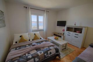 Apartments by the sea Seline, Paklenica - 6564 - 2