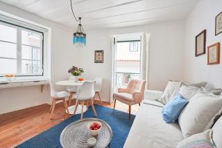Alfama Light-Filled Apartment, By TimeCooler - Lissabon - 2