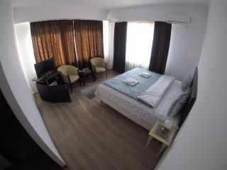 Cochet Accommodation - Piatra Neamţ - 8