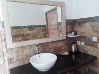 Galang Kangin Bungalows - Amed - 1
