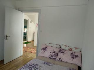 Family House Near Motorway 6 Guests 3 Bedrooms - Veles - 5