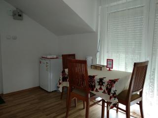 Family House Near Motorway 6 Guests 3 Bedrooms - Veles - 3