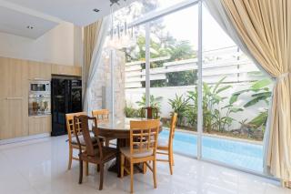 The Lantern Marina Residences Phuket - 7