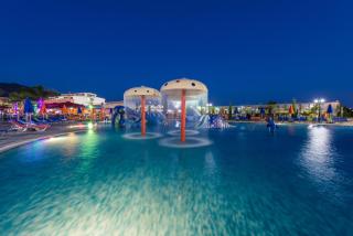 Caretta Beach Resort & WaterPark - Kalamaki - 7