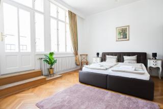 Chic & Charm Apartment - Budapest - 1