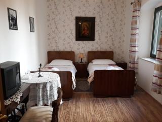 Apartment Jela - Šibenik - 1