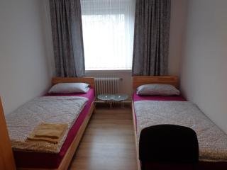 Apartments Nähe Messe - room agency - 3