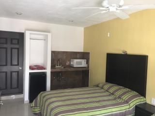 Hotel don Bosco - Guadalajara - 0