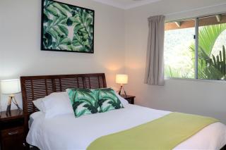 Watersons at Airlie Central Apartments - Airlie Beach - 4