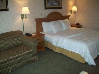 Clarion Pointe Sylva near Cherokee Area - 8