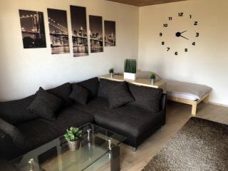Work & Stay Apartment mit Balkon - Kerpen - 0