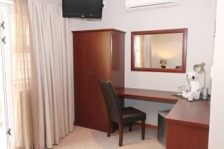 The Village Guesthouse - 7