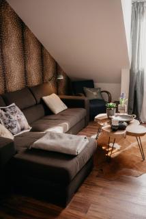 JAM Luxury Apartment - 8