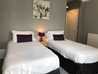 Cannon House - Weston-super-Mare - 8